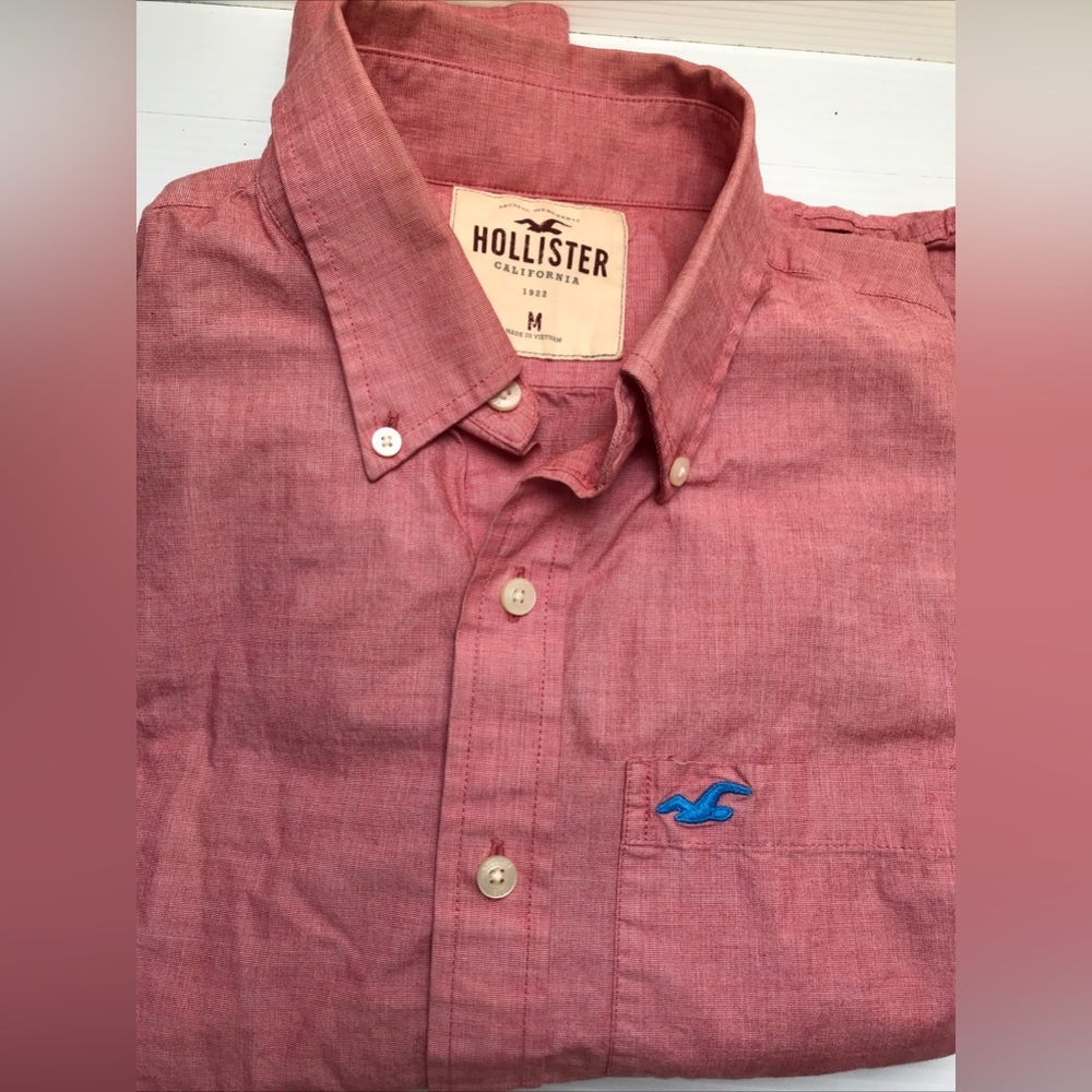 Hollister long sleeve solid pink men’s collared button down shirt medium
